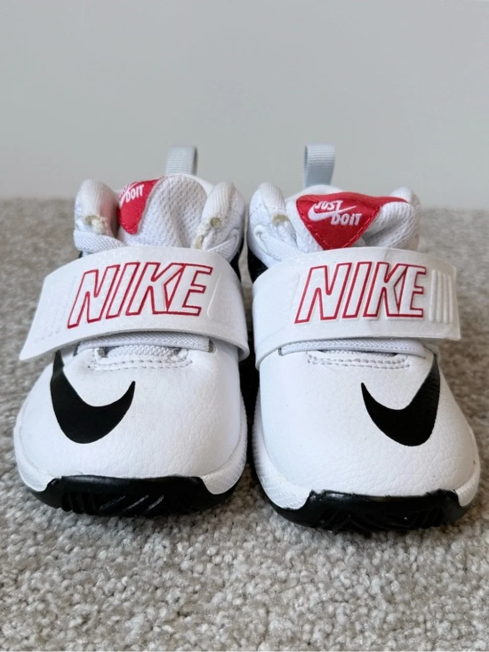 Nike Team Hustle D 8 